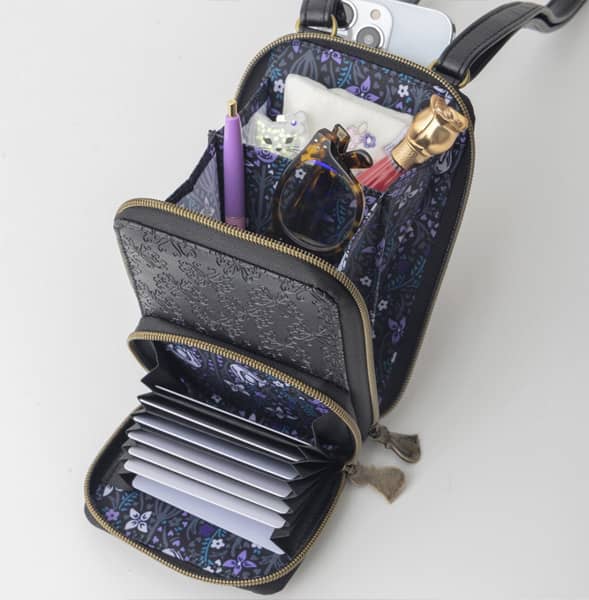 ANNA SUI mini じゃばら式スマホショルダーBOOK ANNA SUI mini じゃばら式スマホショルダーBOOK